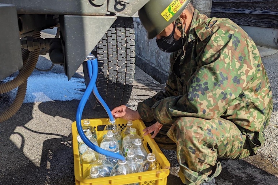 珠洲市における給水支援（第14普通科連隊）