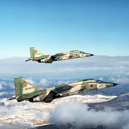 Ｆ－１