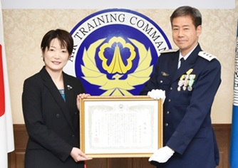 銘産南部鐡器航空自衛隊幹部学校創立三十周年記念市ヶ谷昭和59年10月20日 銘産南部鐡器航空自衛隊幹部学校創立三十周年記念市ヶ谷昭和