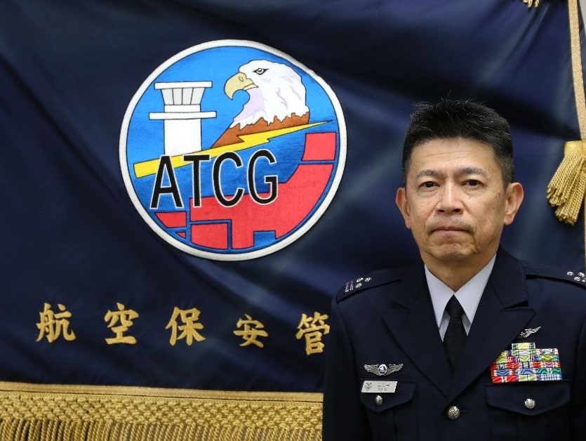 管制群司令