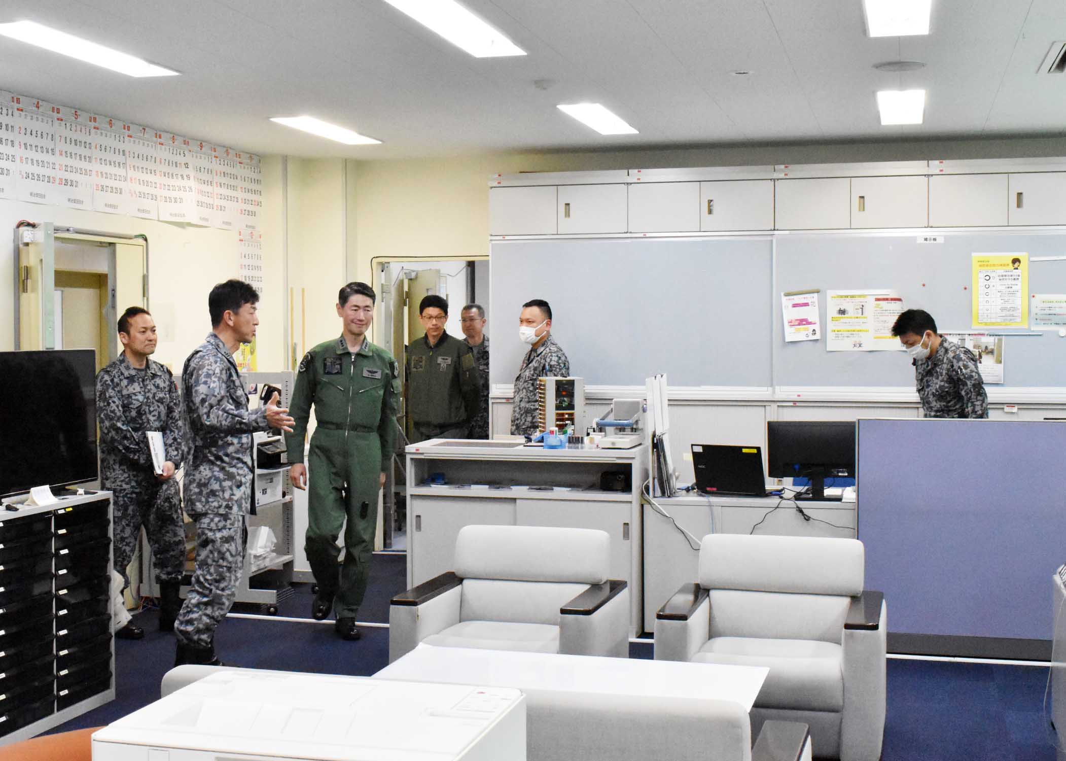 職場環境を視察