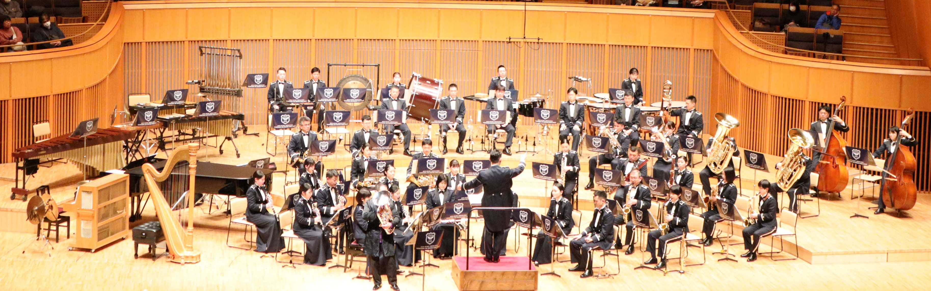 北部航空音楽隊による演奏の様子