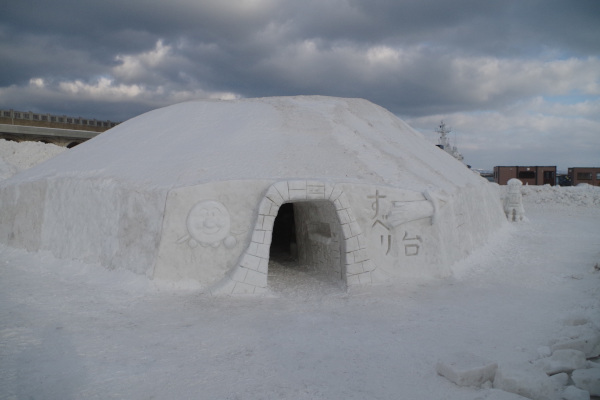雪像完成