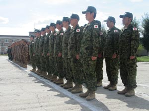 22 Mongolian trainee and 19 GSDF officers
