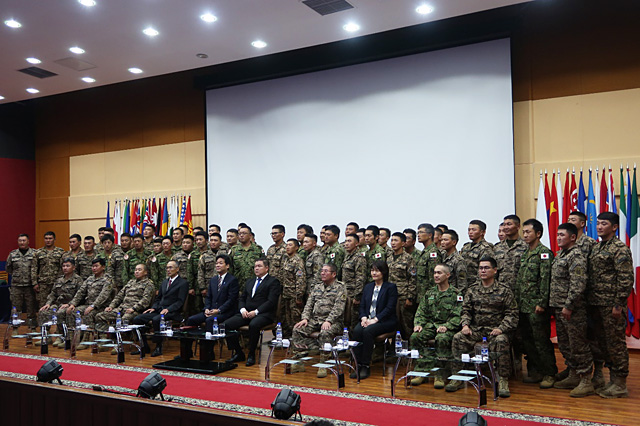 Closing Ceremony3