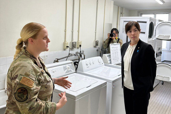 Japan Minister of Defense highlights bilateral capabilities at Yokota >  Pacific Air Forces > Article Display