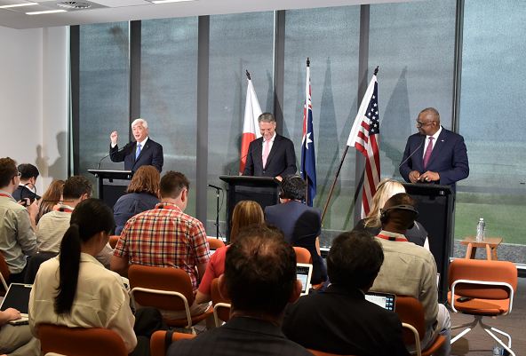 1117a_usa_aus-j_02.png