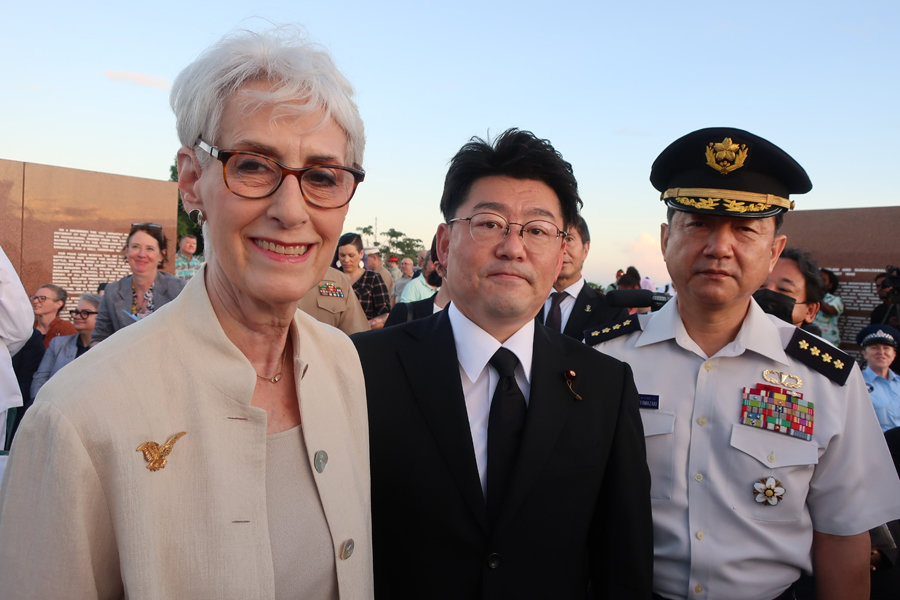 1-1-2式典.JPG