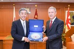 Defense Minister Iwaya Holds a Meeting with H.E. Hulusi AKAR, Minister of National Defence of the Republic of Turkey
