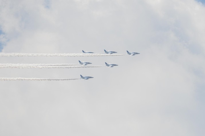 Salute Flyover by JASDF Blue Impulse