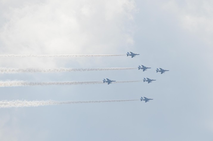 Salute Flyover by JASDF Blue Impulse