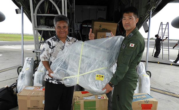 The JSDF Transports Donated Goods to the Republic of the Marshall Islands from Japan