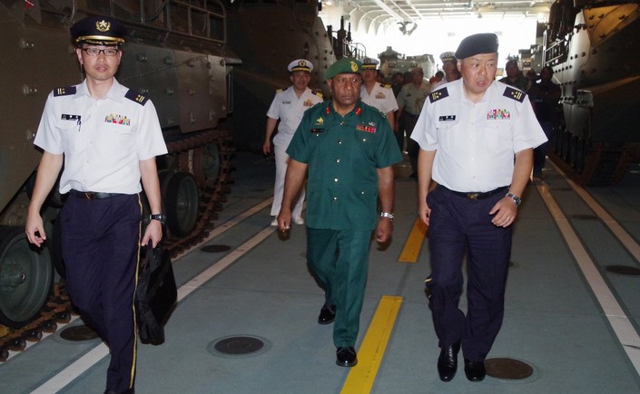 Defense Exchange with the Papua New Guinea Defence Force