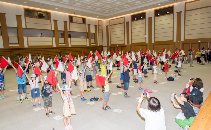 "Children’s Kasumigaseki Study Tour" at the MOD 2019