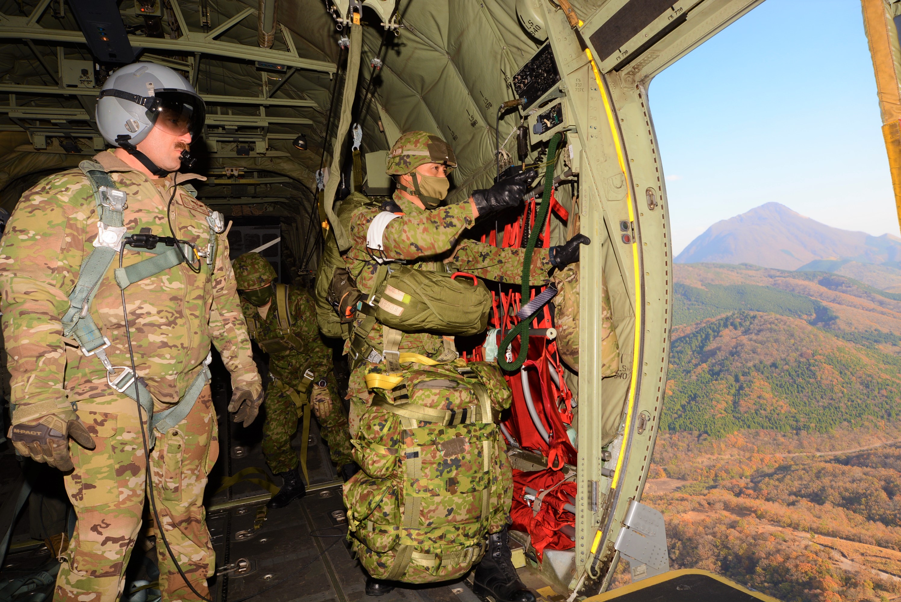 令和3年度第3次空挺団演習 | 陸上自衛隊 第1空挺団