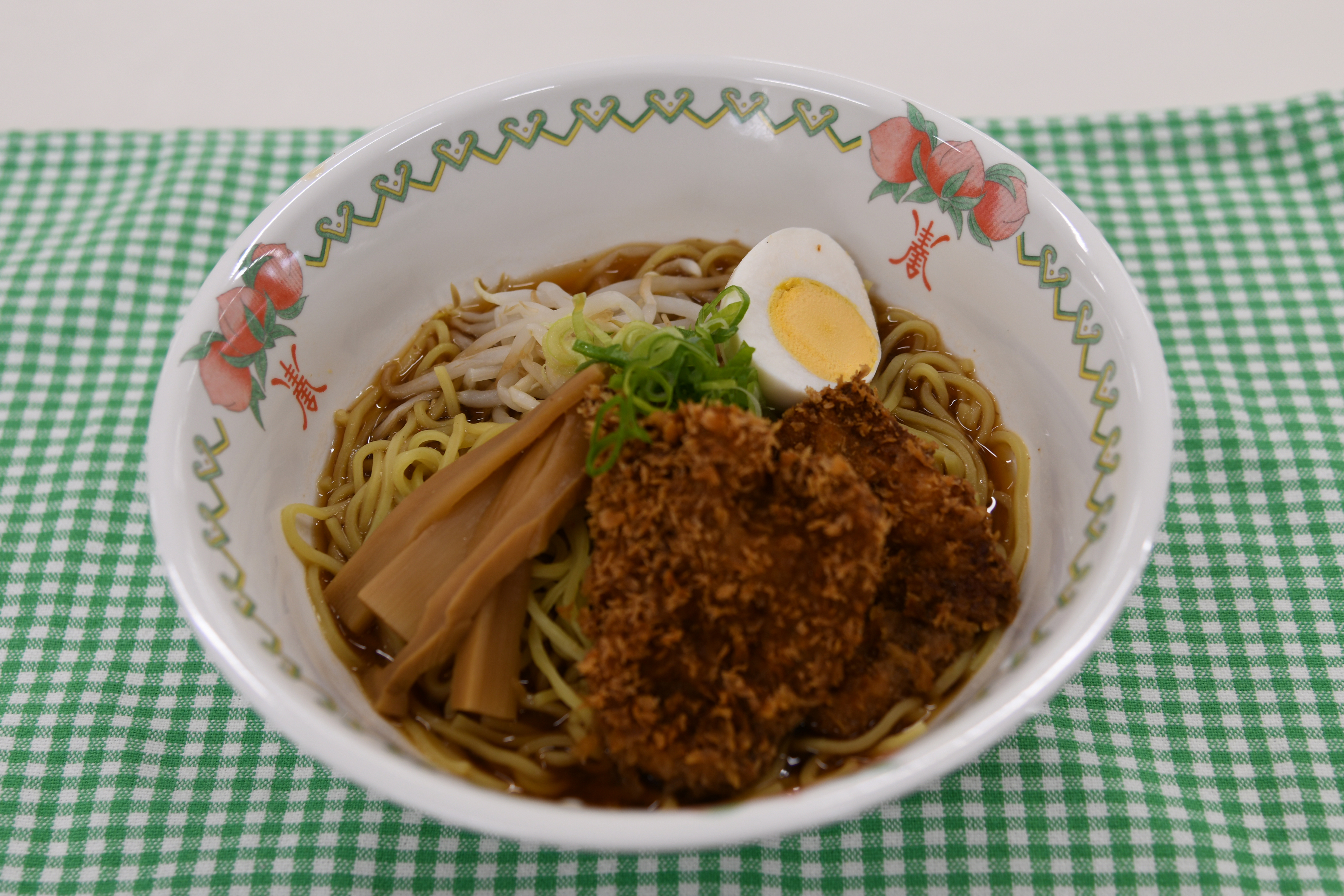 みそカツラーメン