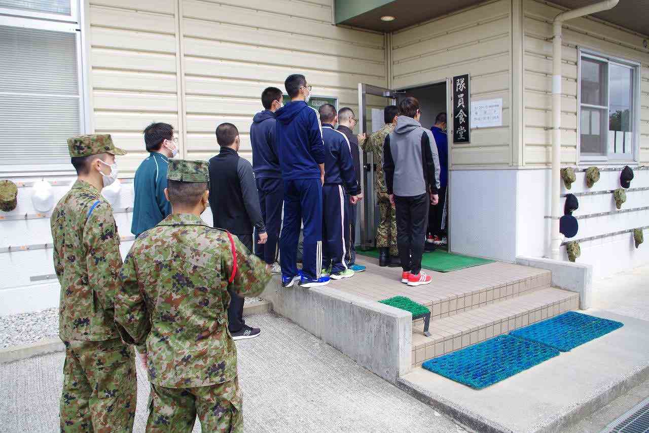 着隊25