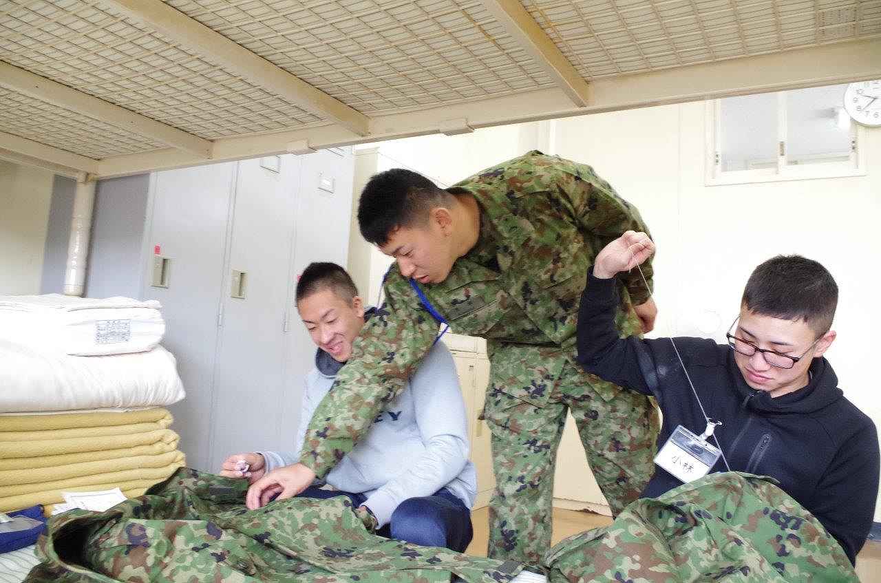 縫製52