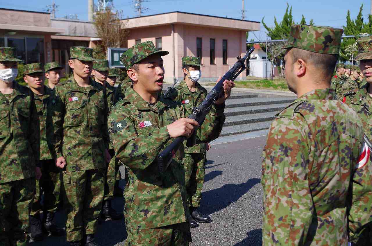 銃授与17