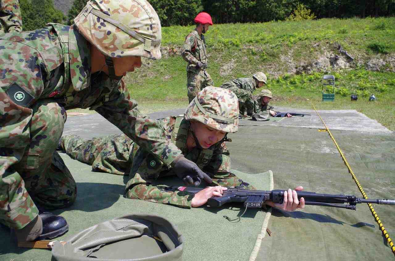 射撃準備48