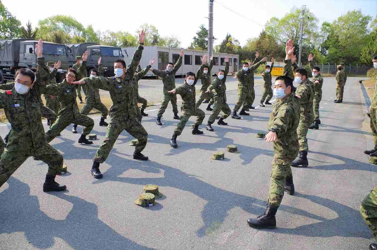 空砲射撃28
