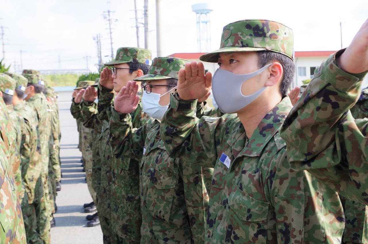 敬礼31