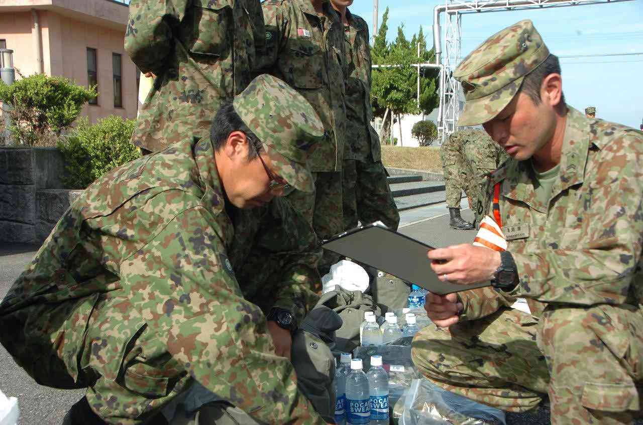 隊容検査08