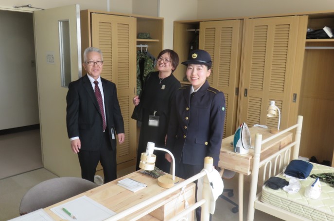 自候生32
