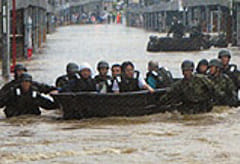 Disaster relief operation for heavy rain in Kagoshima(2006)