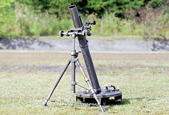 64式81mm迫撃砲の写真