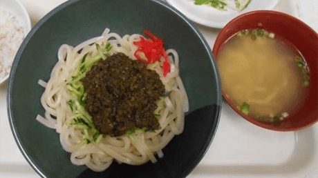 じゃじゃ麺