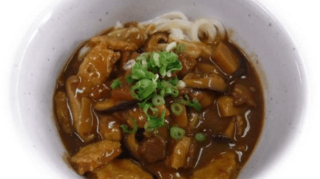 南関揚げと豚肉のカレーうどん