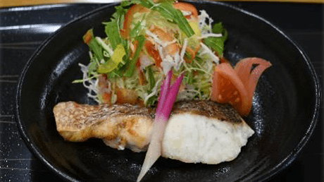 奄美産鯛の塩焼き
