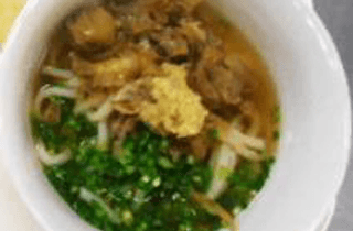 小倉風牛すじ肉うどん