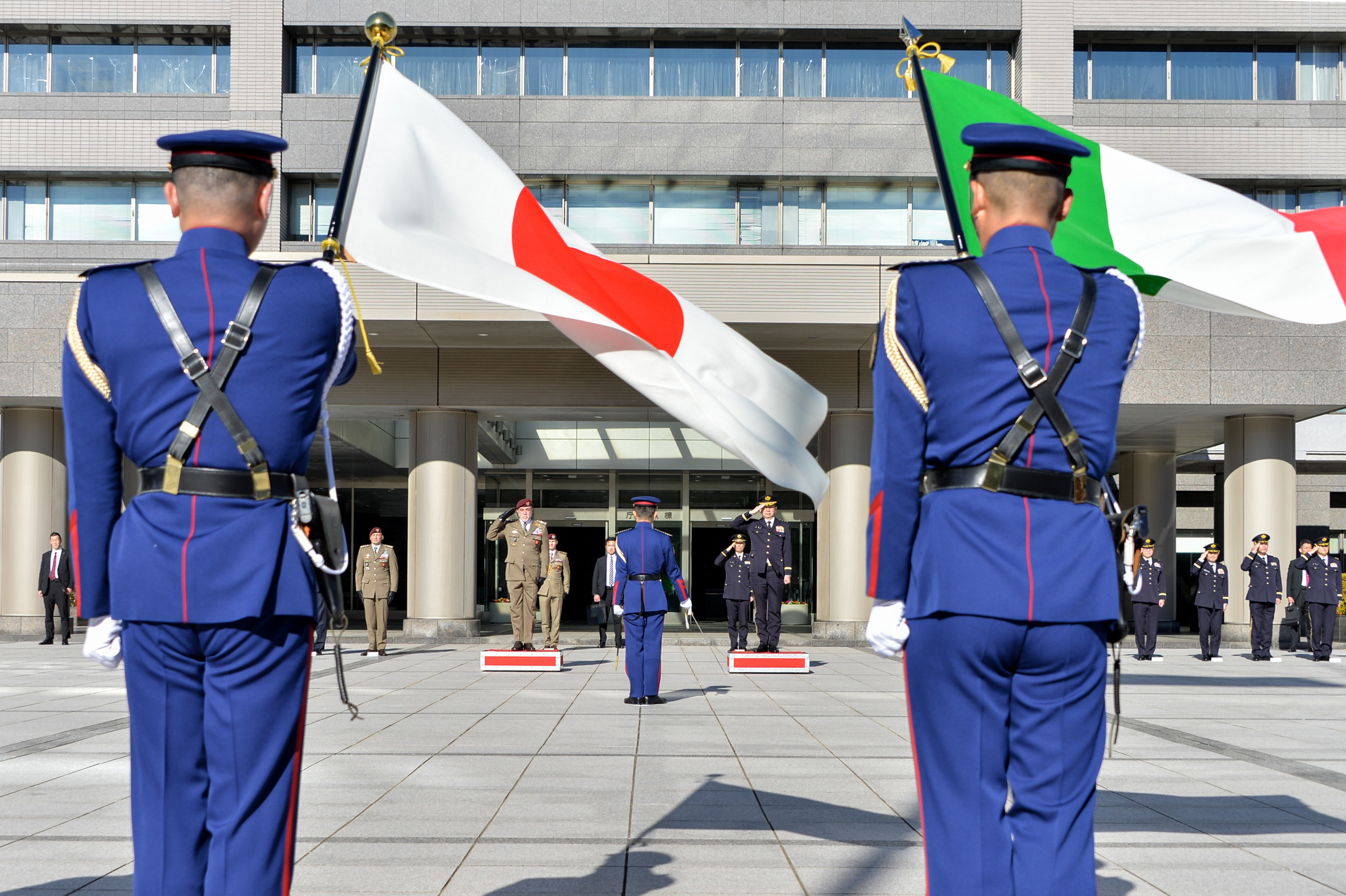 マシエッロ伊陸軍参謀長訪日について | 陸上自衛隊 公式Webサイト
