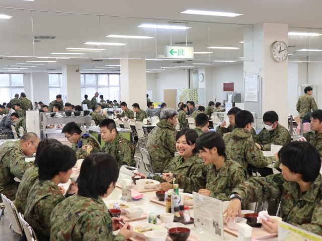 食堂喫食(補給科)
