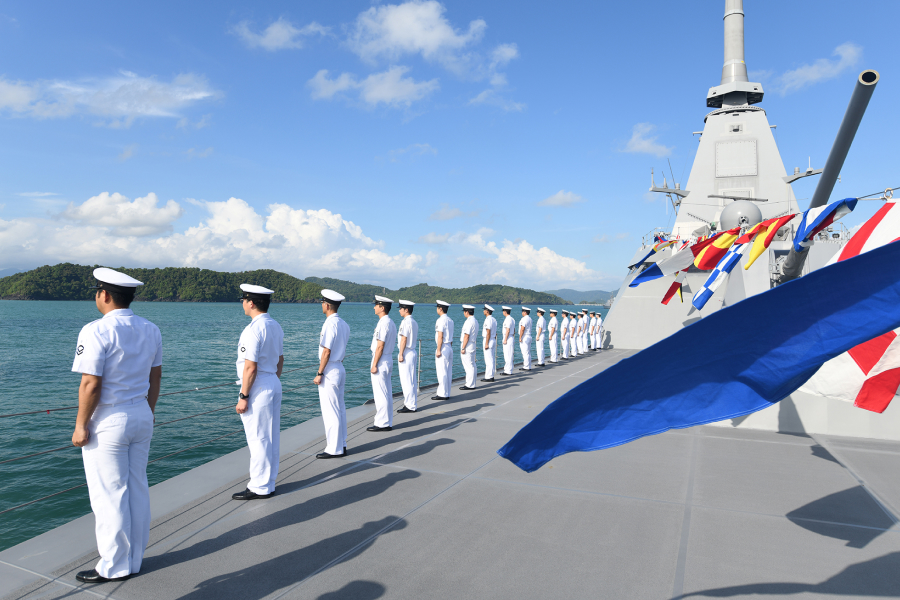 海上自衛隊