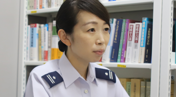 航空自衛隊 補給本部 法務 3等空佐 佐々木 ちづる