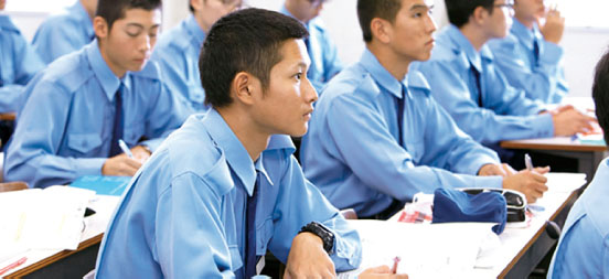 防衛大学校学生