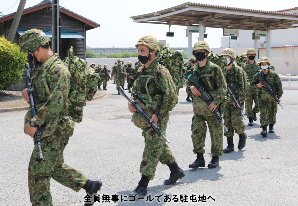 【１０ｋｍ徒歩行進訓練（男性）】第１１８教育大隊