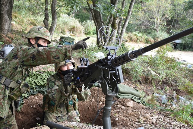 重機関銃での対空戦闘