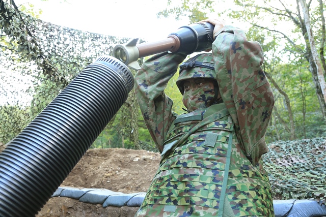120mm迫撃砲射撃