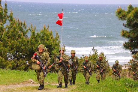 陸上要員訓練必携 平成23年度 陸上要員訓練必携 平成23年度 - メルカリ