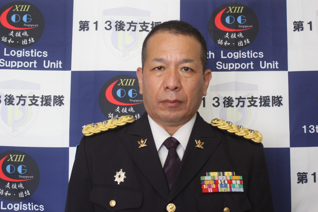 着任した山下1佐