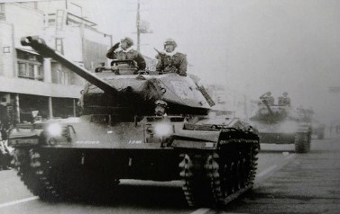 写真③　Ｍ－４１戦車