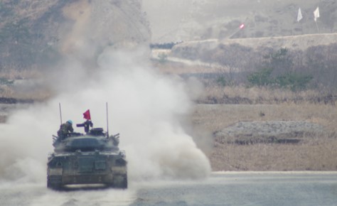 戦車砲射撃