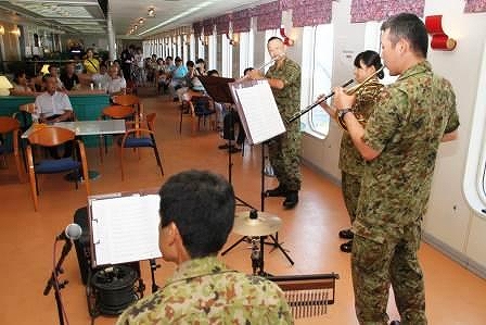 慰問演奏(三原市)