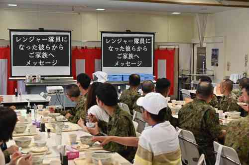 置戸町長(深川正美氏)激励