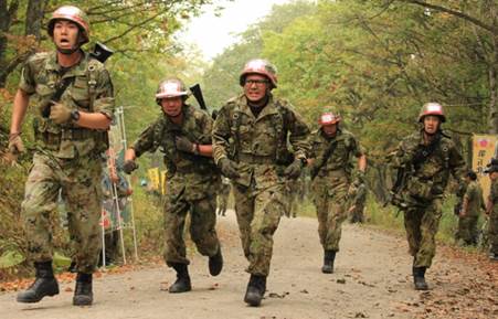 武装走競技会
