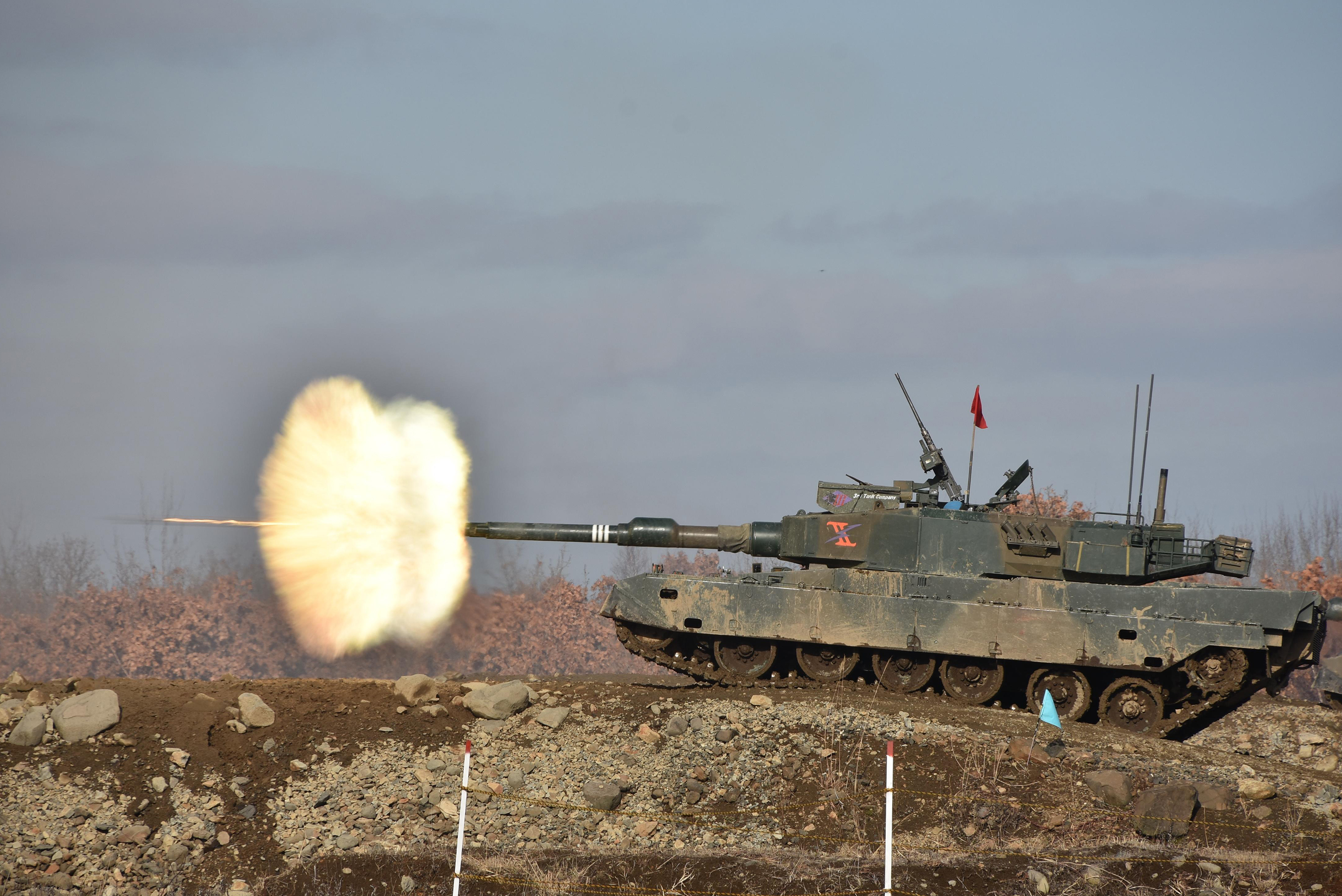 戦車部隊 mqdefault.jpg